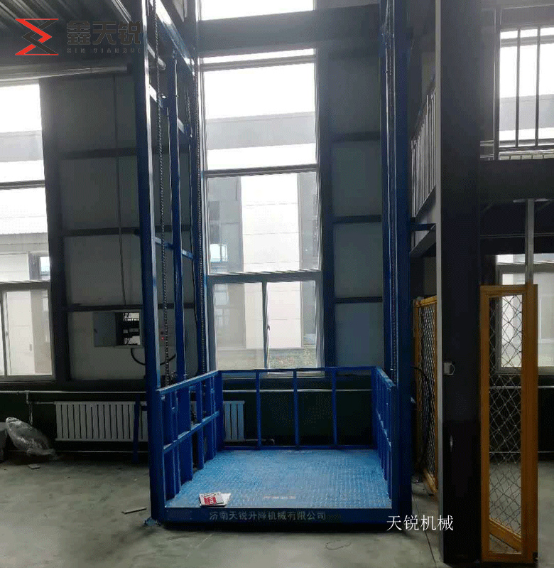 赤峰导轨式升降机验收合格